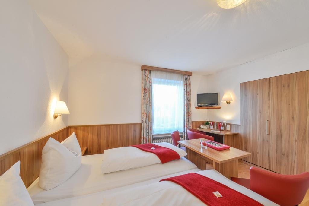 Hotel Drei Loewen Dachau Chambre photo