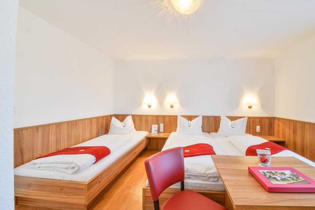 Hotel Drei Loewen Dachau Chambre photo